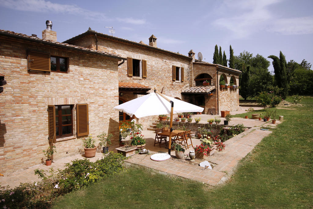 Tenuta La Santissima San Rocco a Pilli Buitenkant foto
