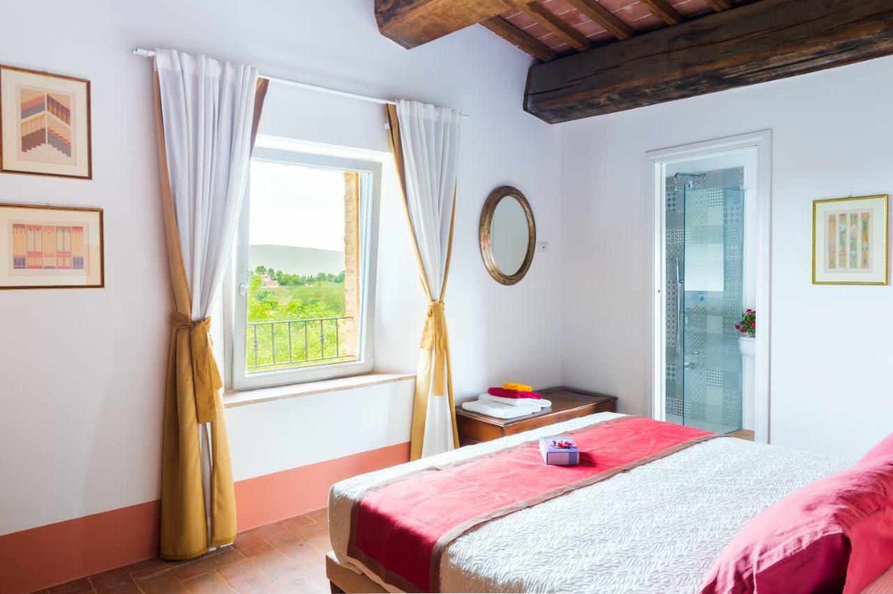Tenuta La Santissima San Rocco a Pilli Buitenkant foto